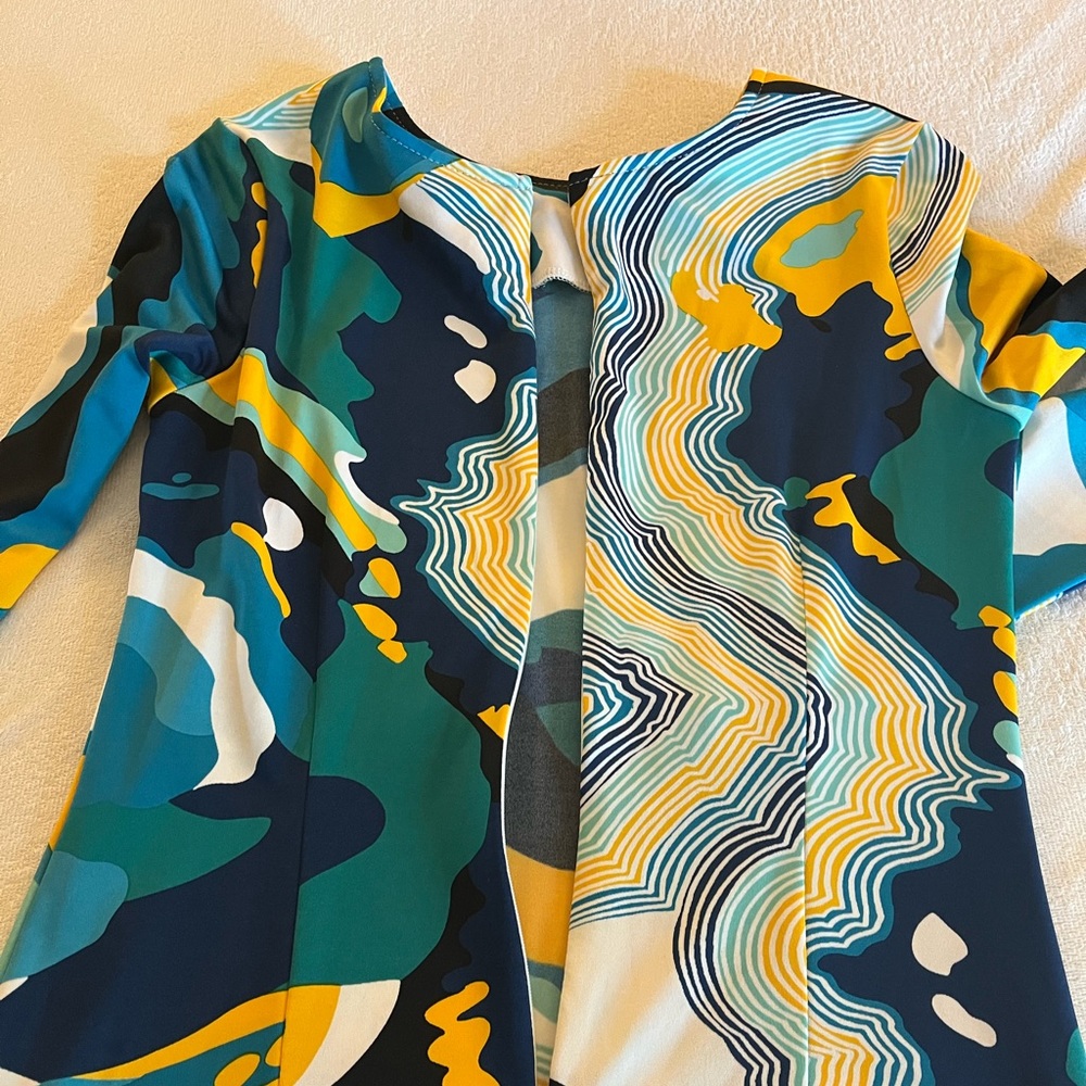 Gorgeous Formfitting Multicolored Mini - image 5